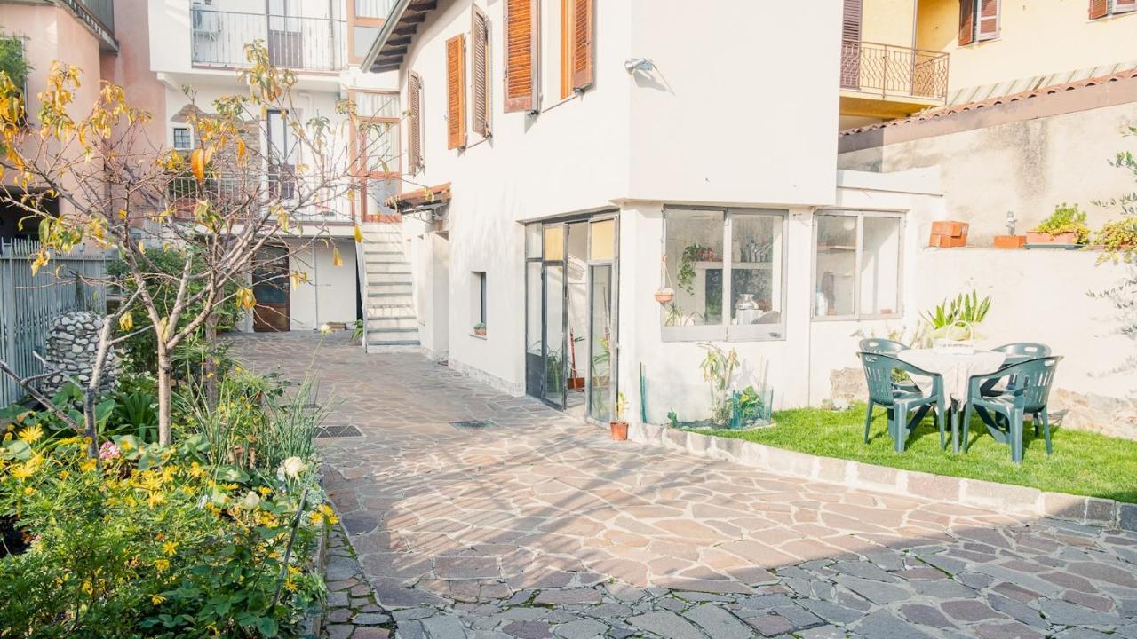La Casa Di Nonna Agnese - Italian Homing Lägenhet Padenghe sul Garda Exteriör bild